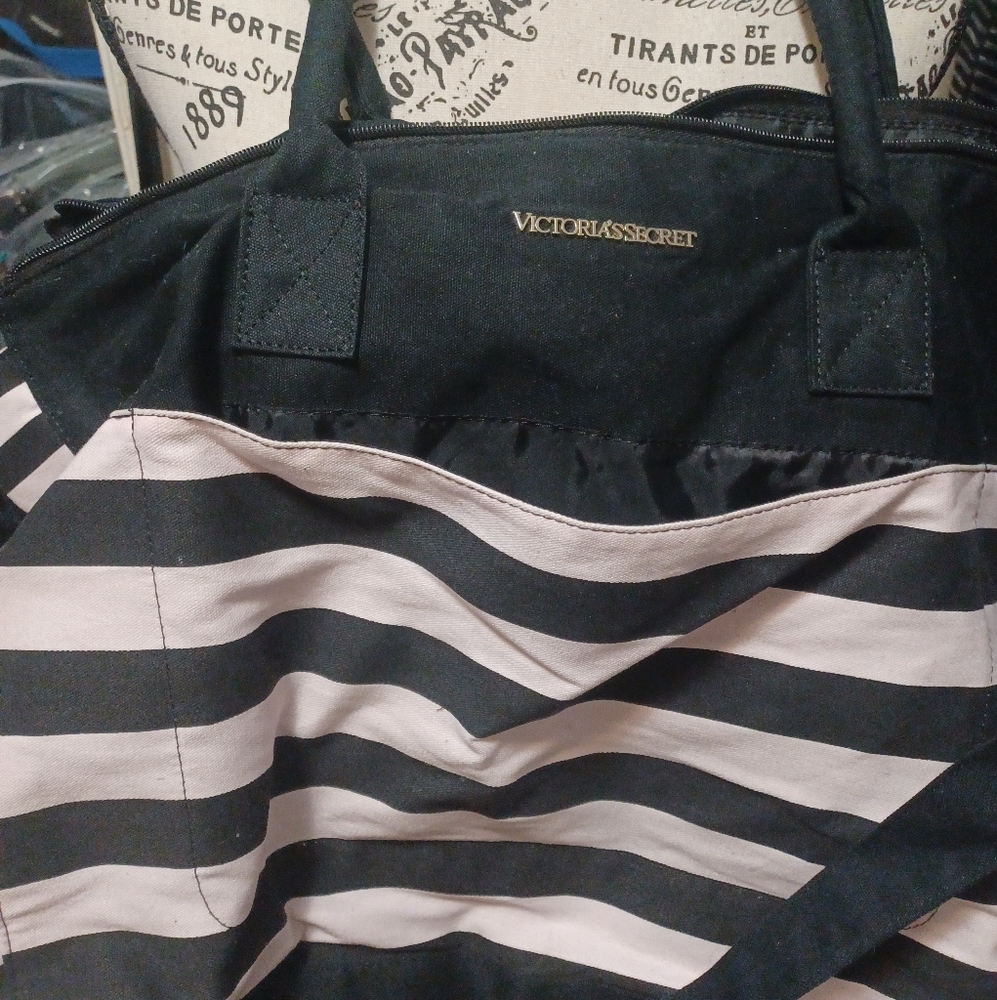 💥VS Weekender💥